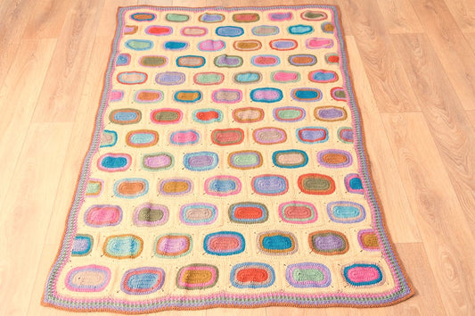 Chocolate Box Blanket Crochet Pattern - Caramel