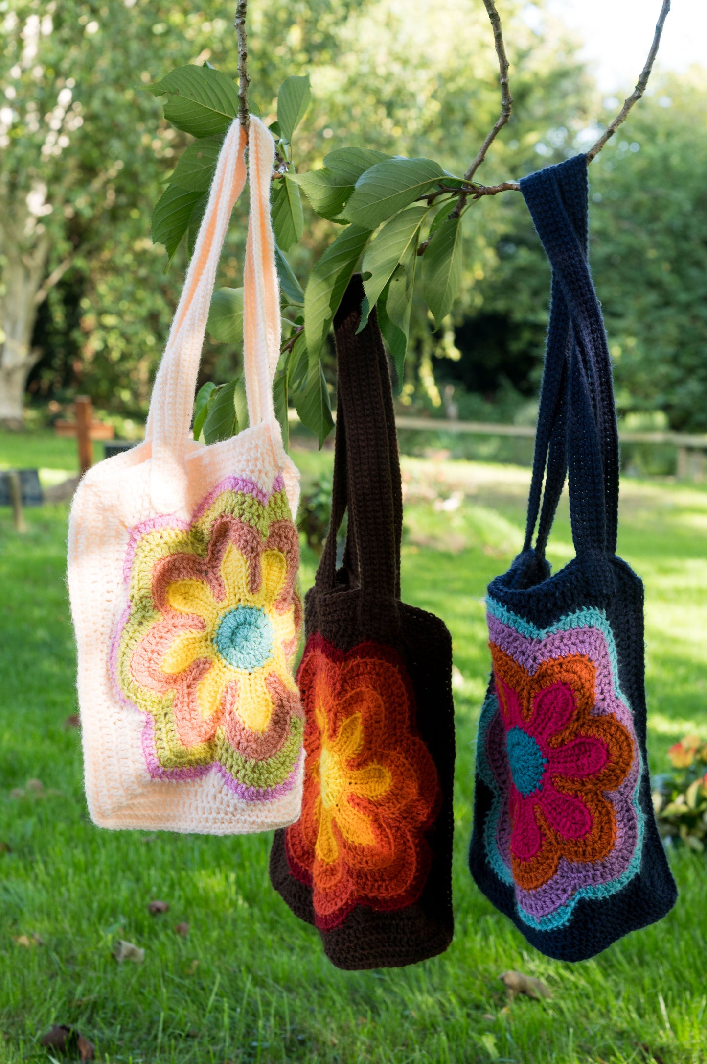 Groovy Flower Mandala Bag Crochet Pattern